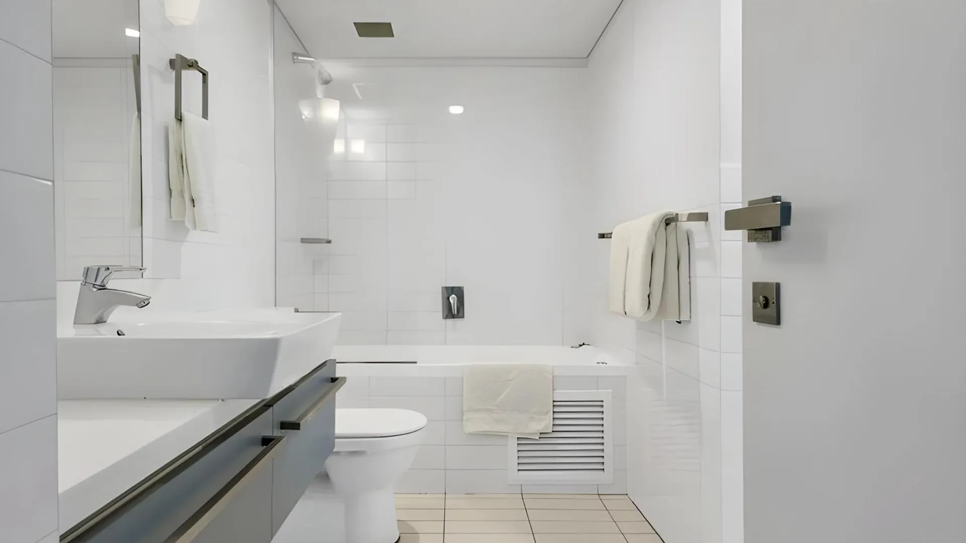 Swainson At Horizons Apartment Adelaide 0*,